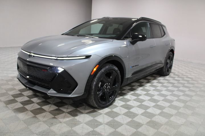New 2026 Chevrolet Equinox EV RS image 8