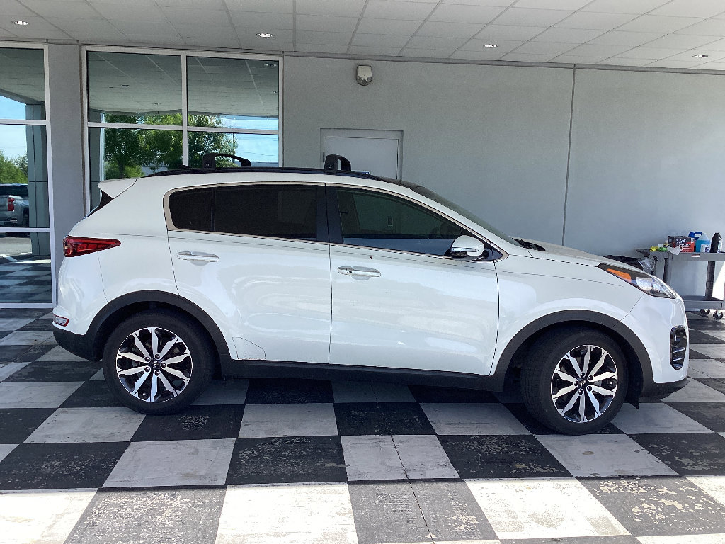 Used 2019 Kia Sportage EX w/ EX Technology Package FWD image 4