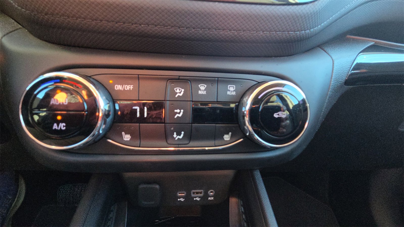 Used 2022 Chevrolet TrailBlazer LT w/ Convenience Package image 30