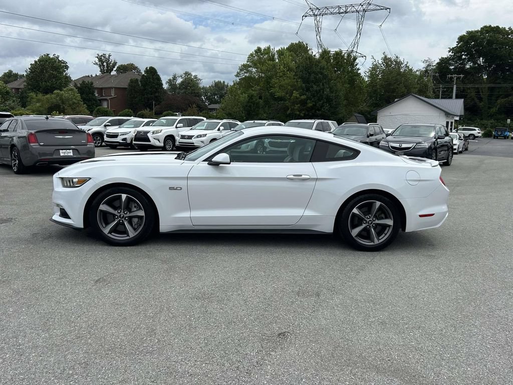 Used 2015 Ford Mustang GT RWD image 8