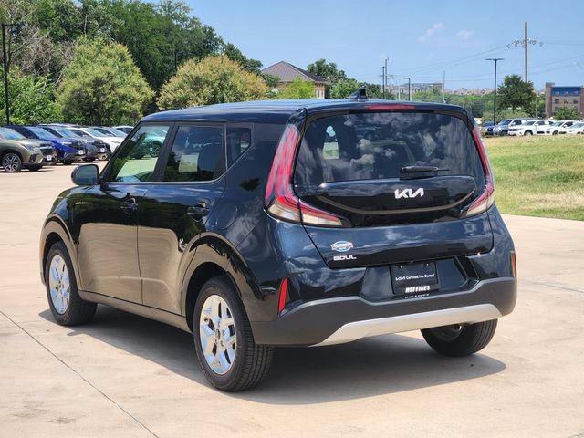 Certified 2023 Kia Soul LX w/ Option Group 015 FWD image 5
