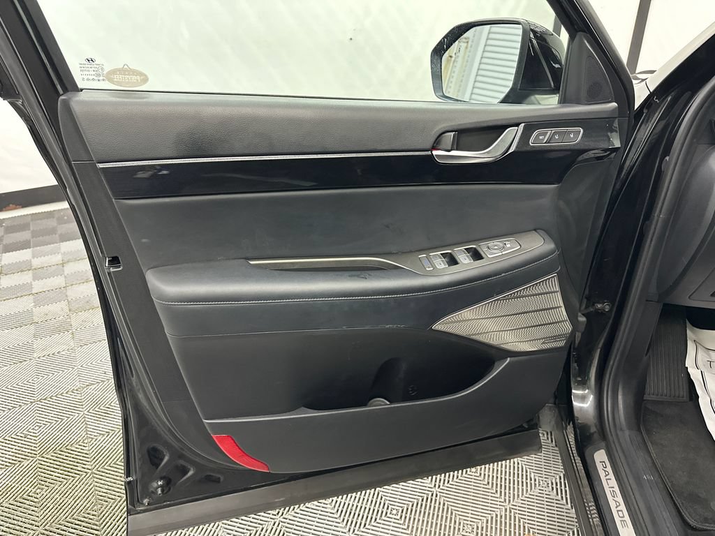 Used 2021 Hyundai Palisade Limited AWD/4WD image 11