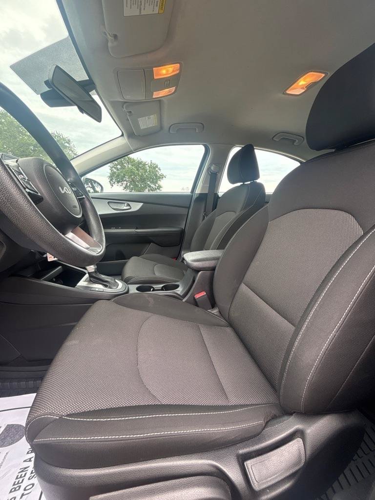 Used 2023 Kia Forte LXS FWD image 11