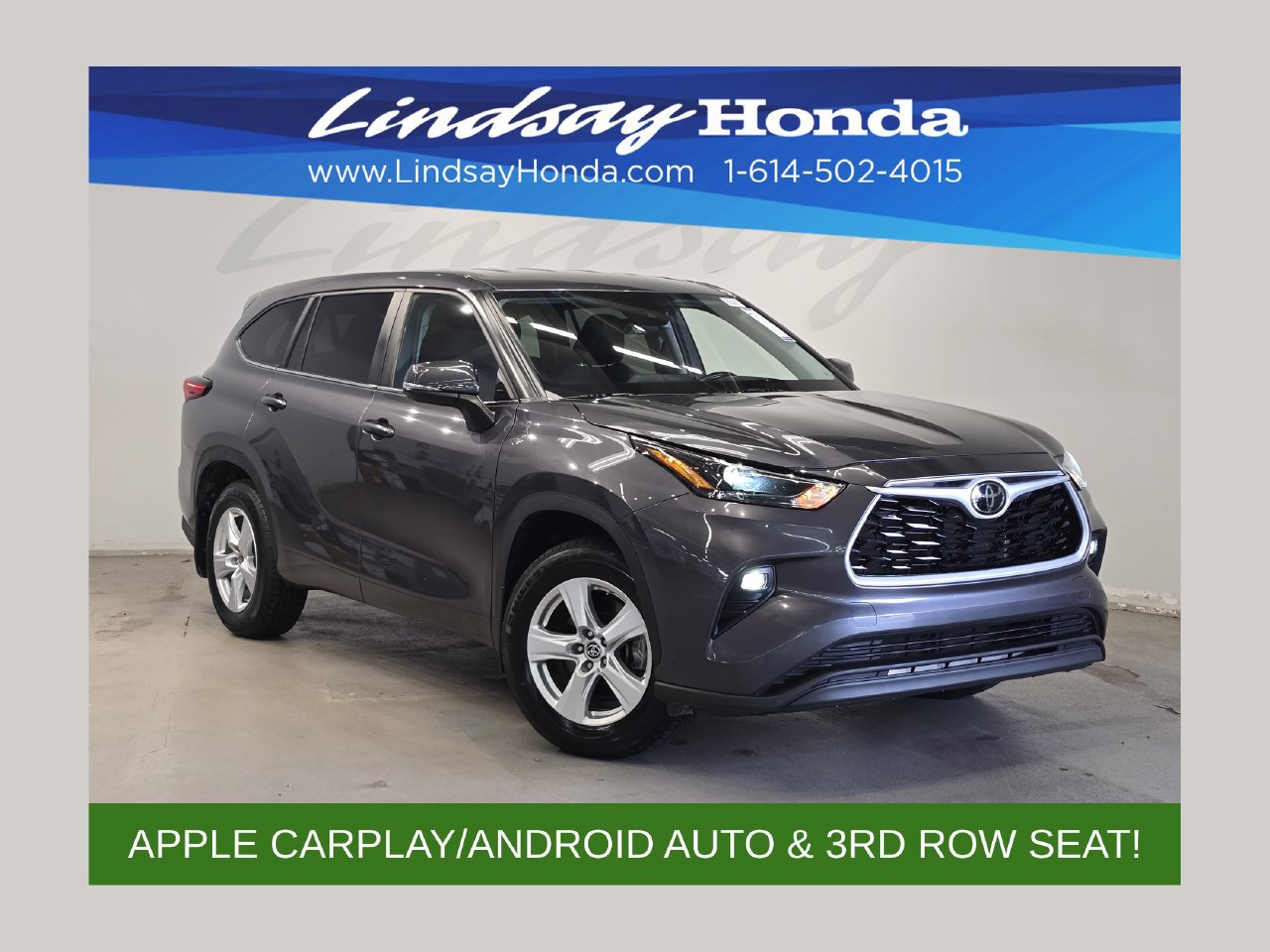Used 2023 Toyota Highlander LE AWD/4WD image 1