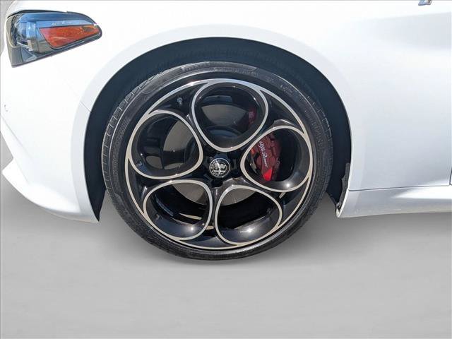 Used 2022 Alfa Romeo Giulia Ti RWD image 24