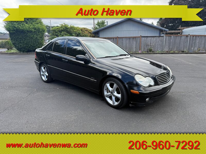 Used 2004 Mercedes-Benz C 230 Sedan image 2