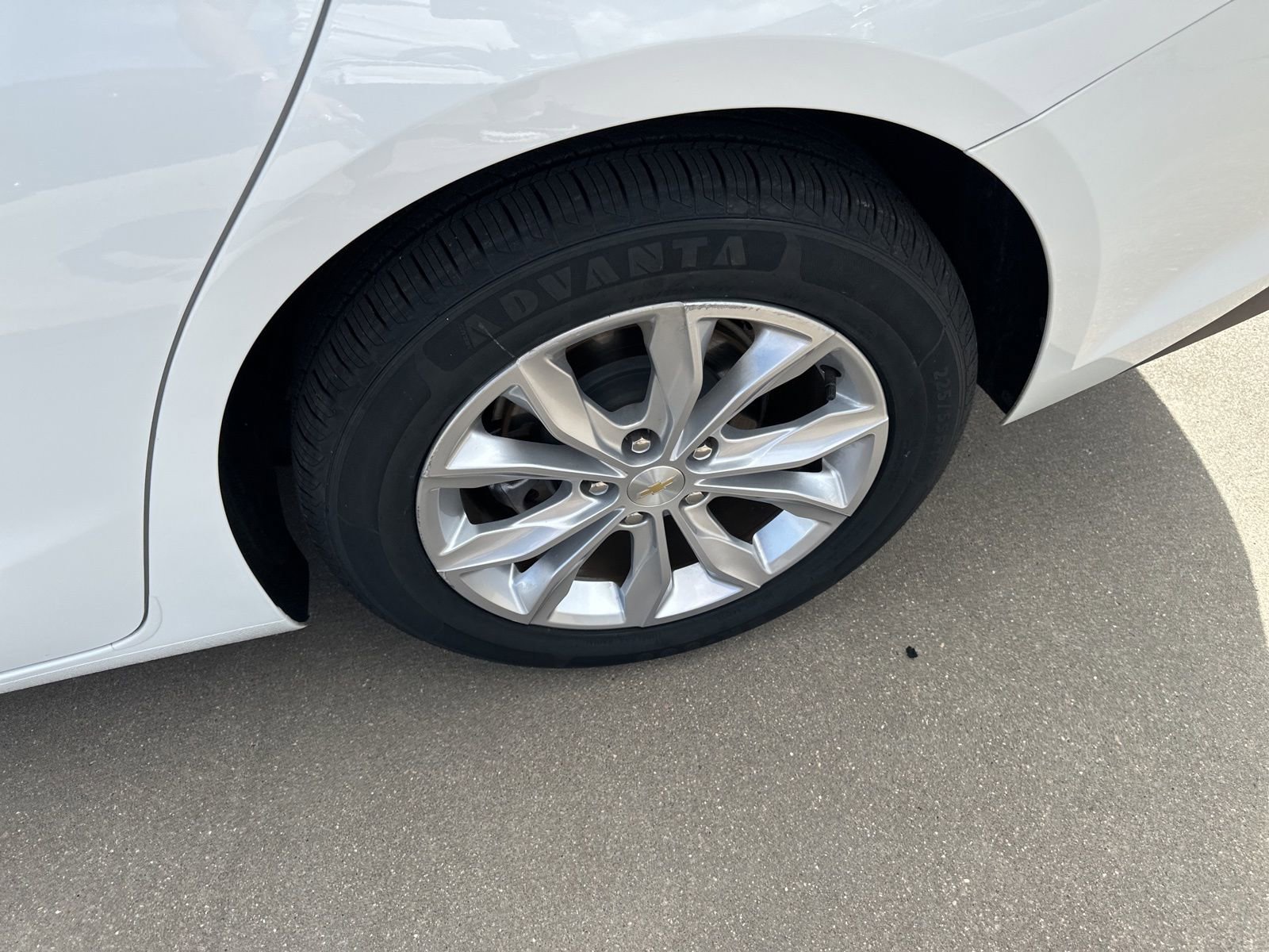 Used 2023 Chevrolet Malibu LT image 13