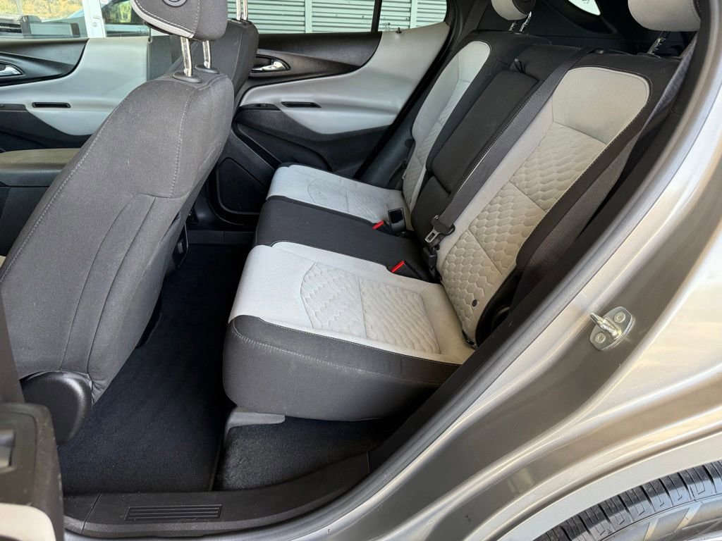 Used 2018 Chevrolet Equinox LT AWD/4WD image 27