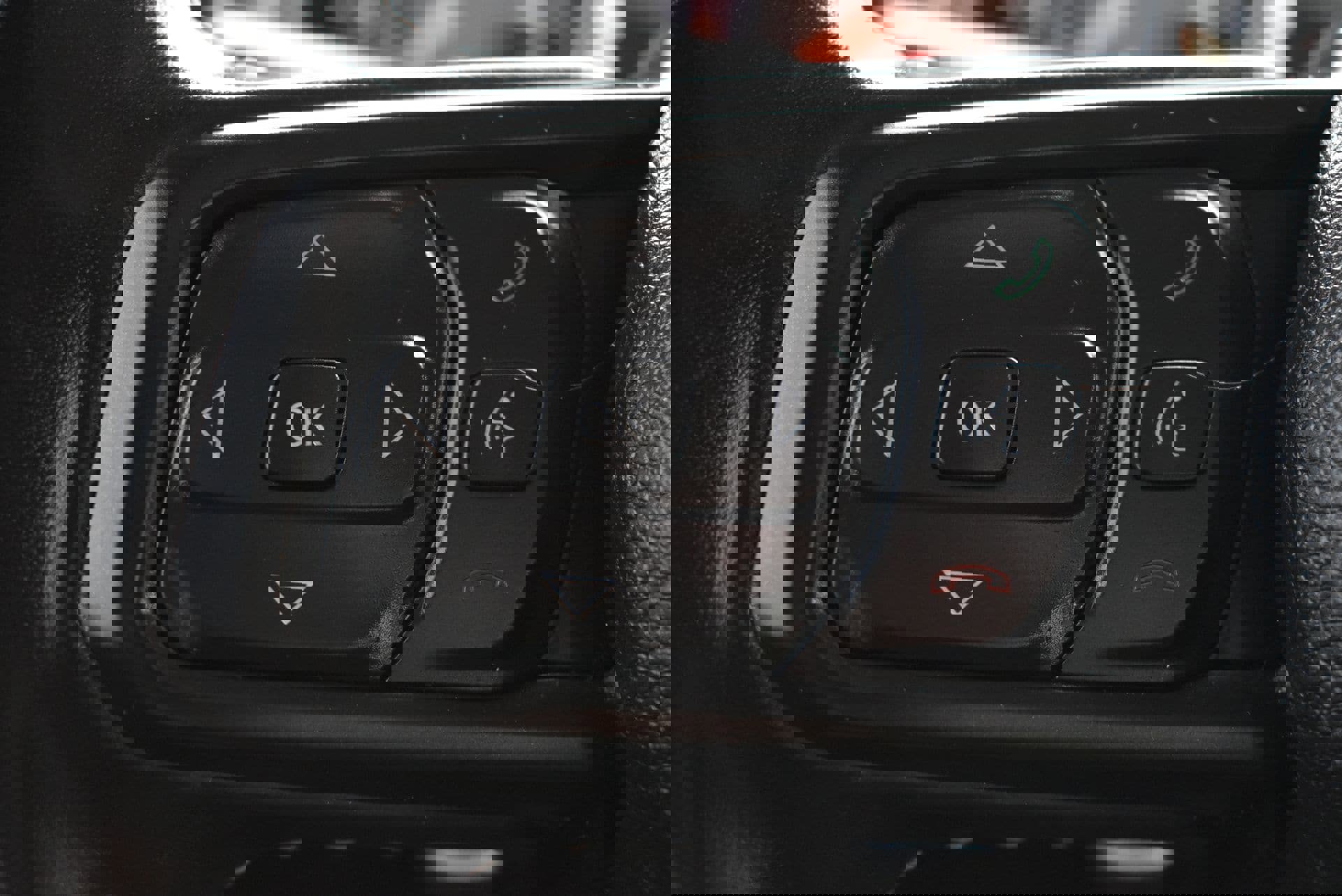 Used 2021 Jeep Wrangler Sport S image 16