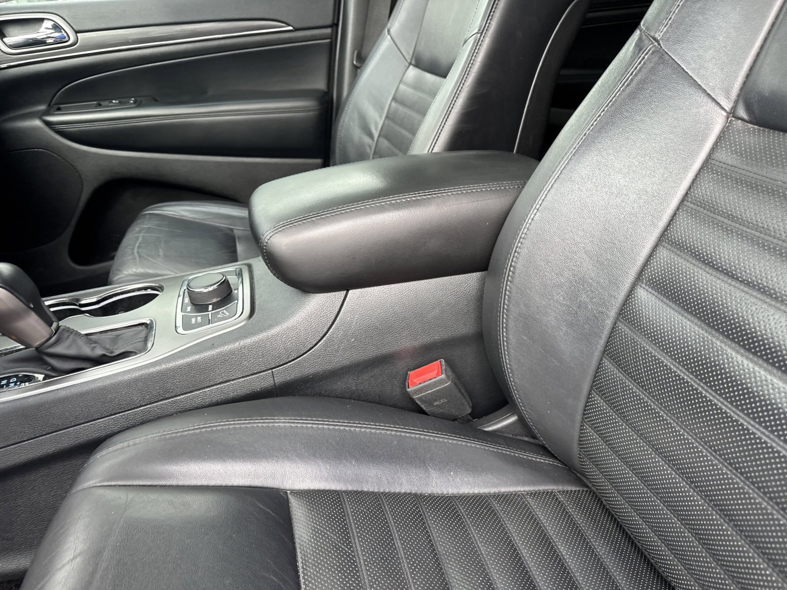 Used 2019 Jeep Grand Cherokee Limited X image 17