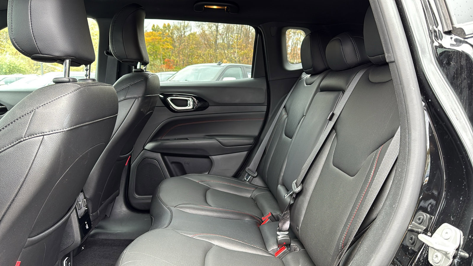 Certified 2024 Jeep Compass Trailhawk w/ Trailhawk Elite Group image 27