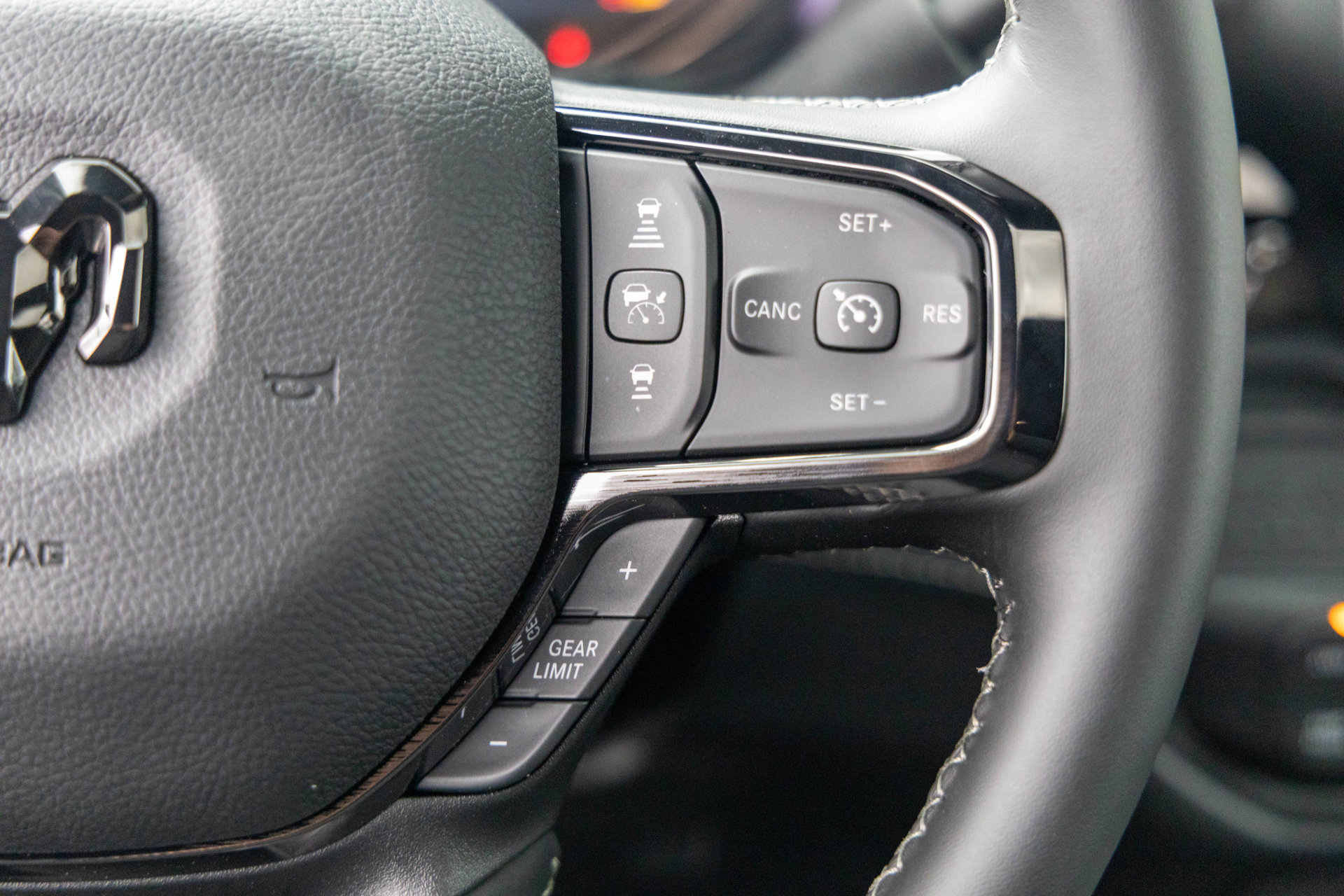 New 2026 RAM 3500 Limited AWD/4WD image 32