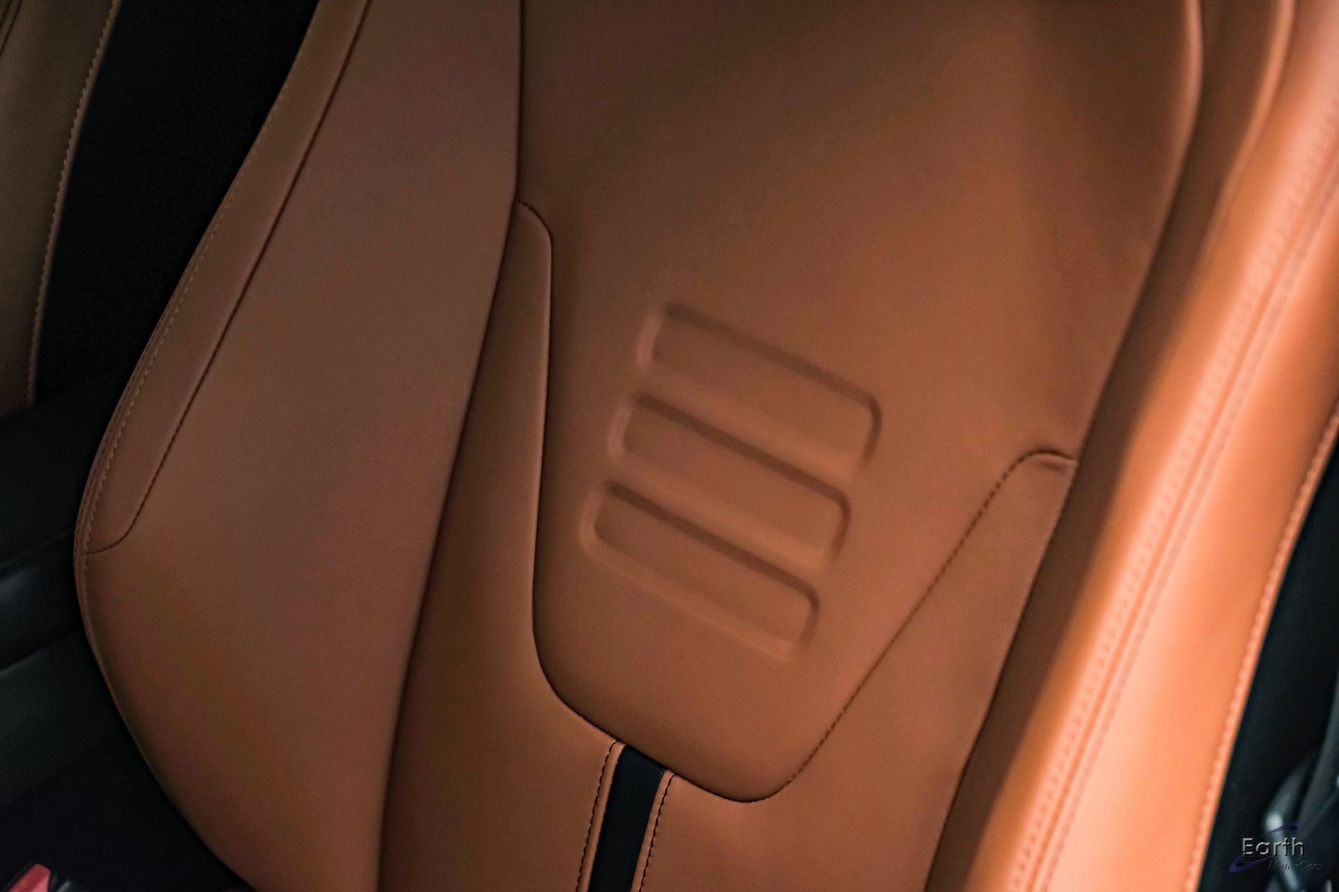Used 2025 Lotus Emira RWD image 49