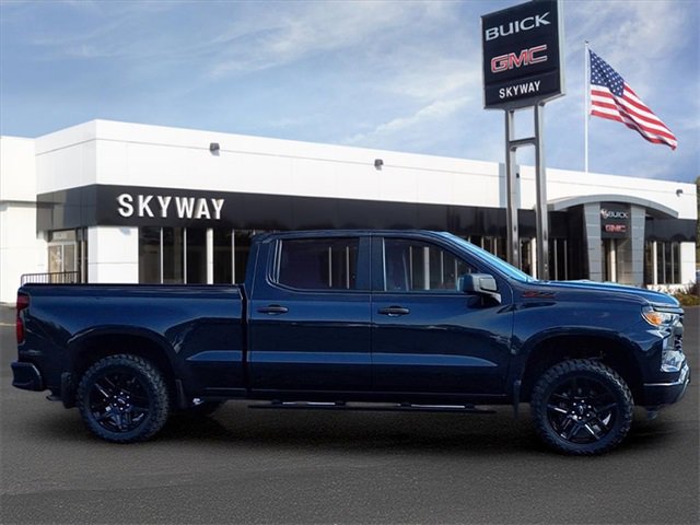 Used 2023 Chevrolet Silverado 1500 Custom image 4
