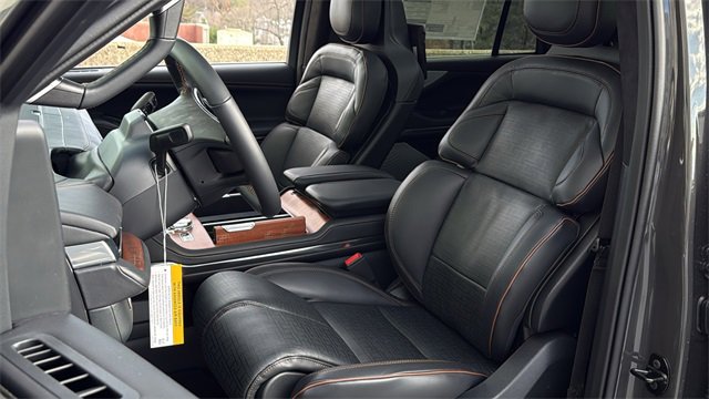 New 2026 Lincoln Navigator Black Label image 27