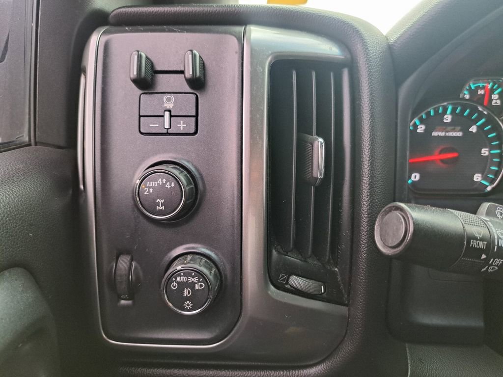 Used 2017 Chevrolet Silverado 1500 LT w/ All Star Edition image 16