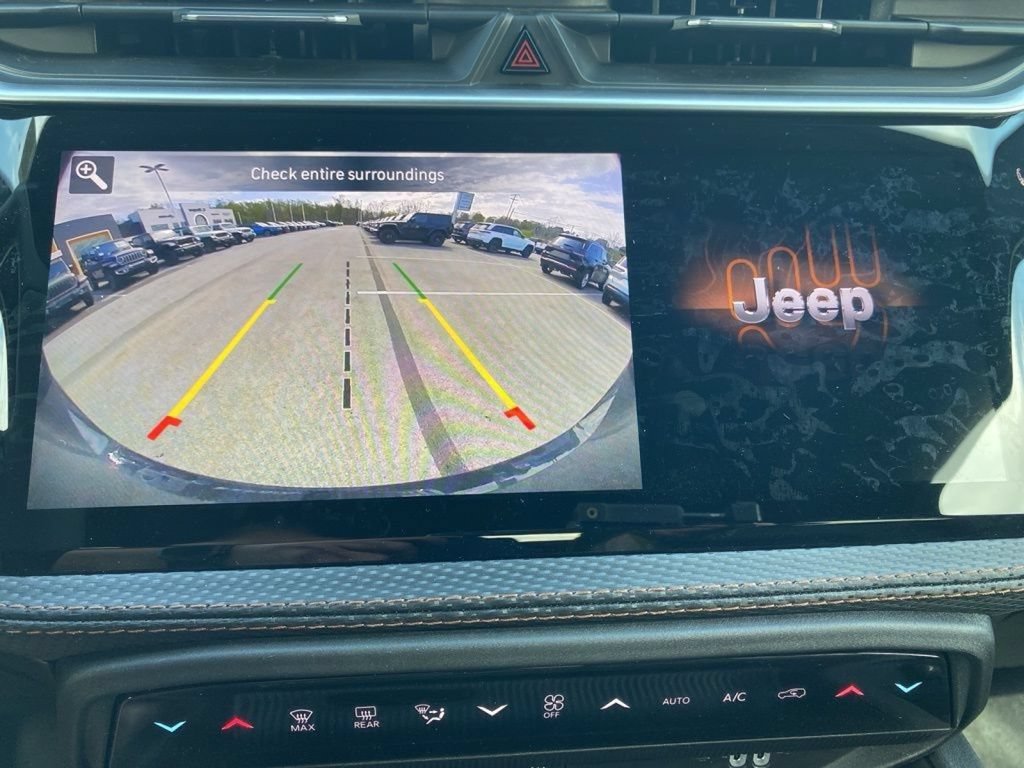 New 2026 Jeep Cherokee Limited AWD/4WD image 40