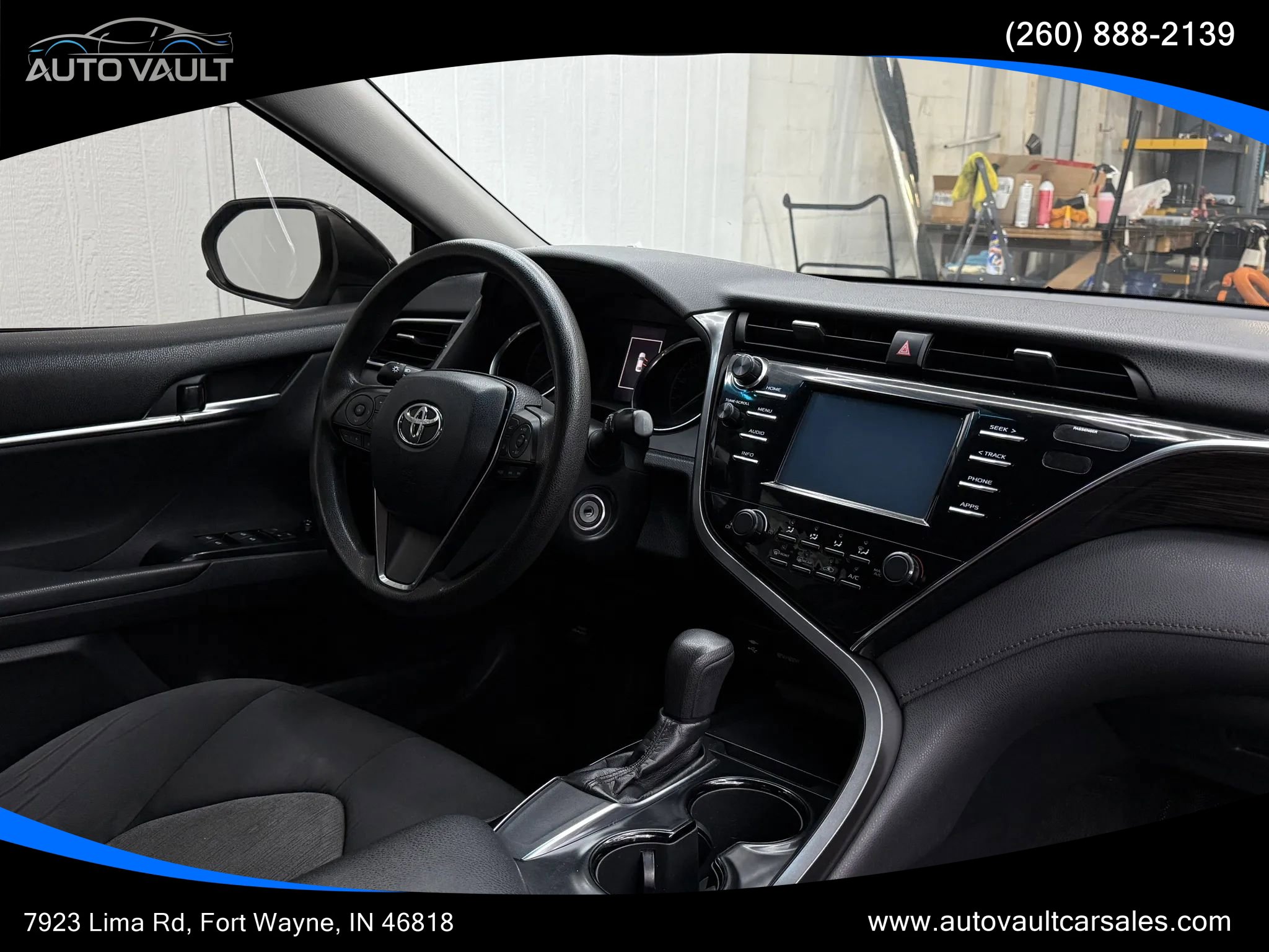 Used 2018 Toyota Camry LE FWD image 10