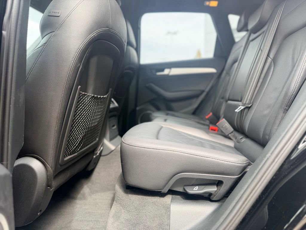 Used 2017 Audi Q5 2.0T Premium Plus w/ Technology Package image 14