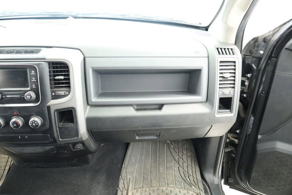 Used 2019 RAM 1500 Express w/ Express Value Package image 31