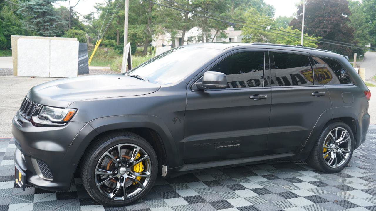 Used 2018 Jeep Grand Cherokee Trackhawk AWD/4WD image 12