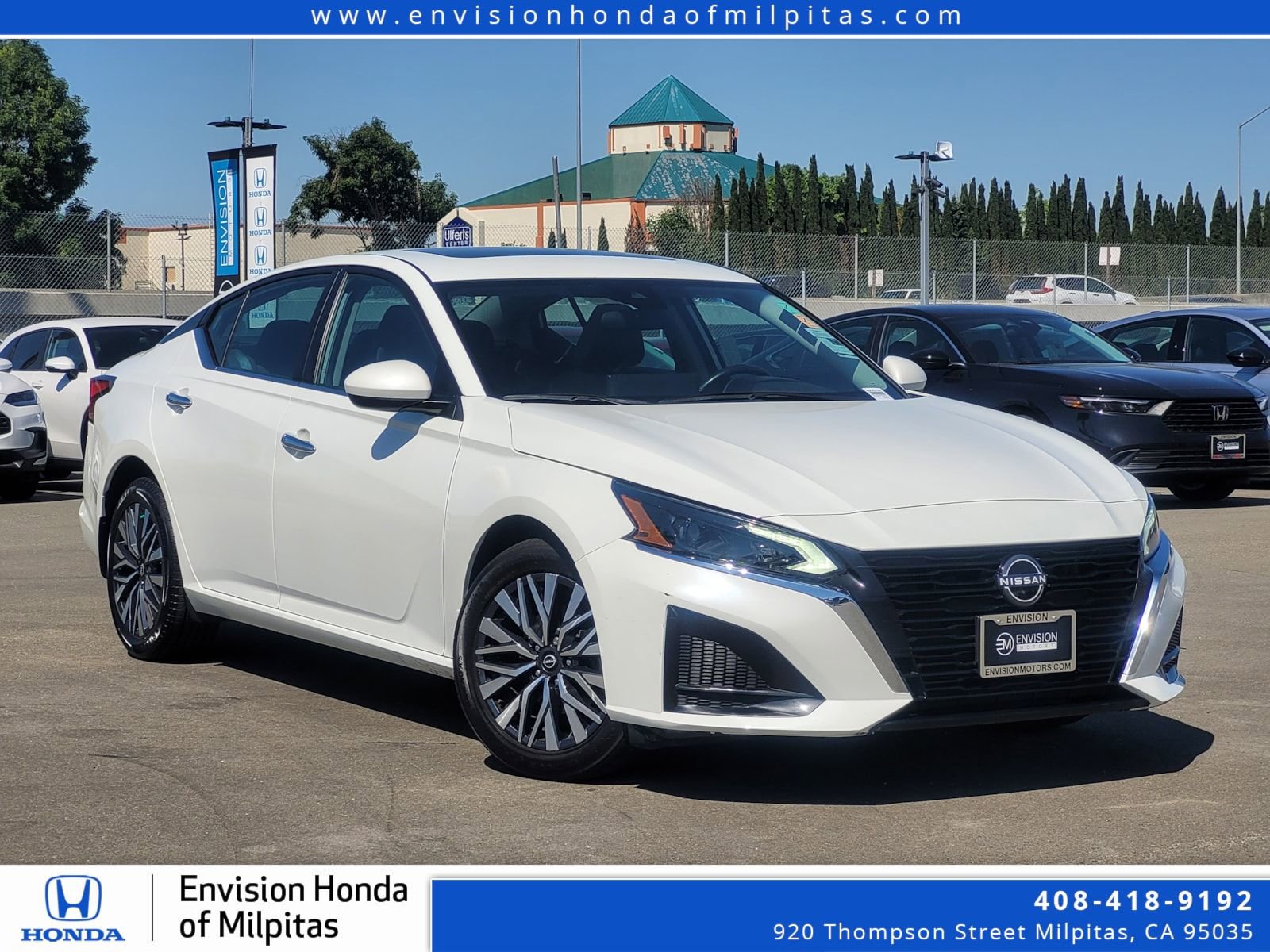 Used 2023 Nissan Altima 2.5 SV w/ SV Premium Package