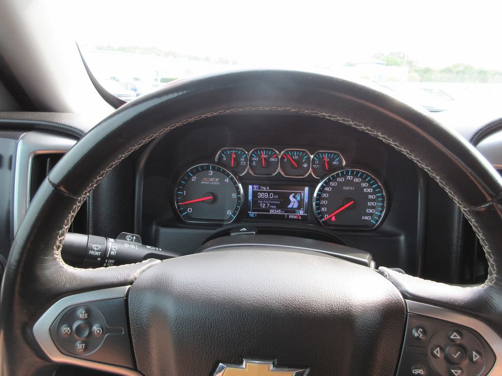Used 2017 Chevrolet Silverado 1500 LT w/ All Star Edition AWD/4WD image 27