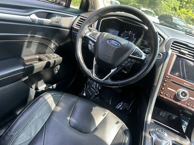 Used 2020 Ford Fusion Titanium FWD image 19