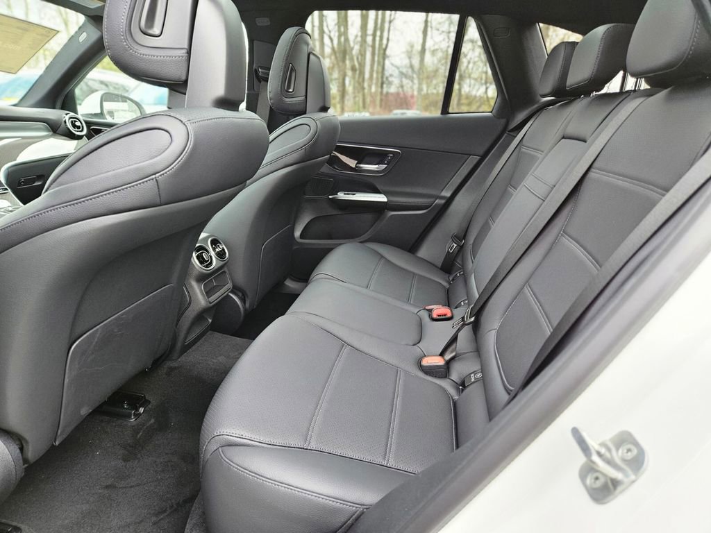 New 2026 Mercedes-Benz GLC 300 4MATIC image 14