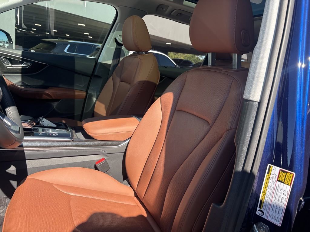 Used 2022 Audi Q7 3.0T Prestige image 13