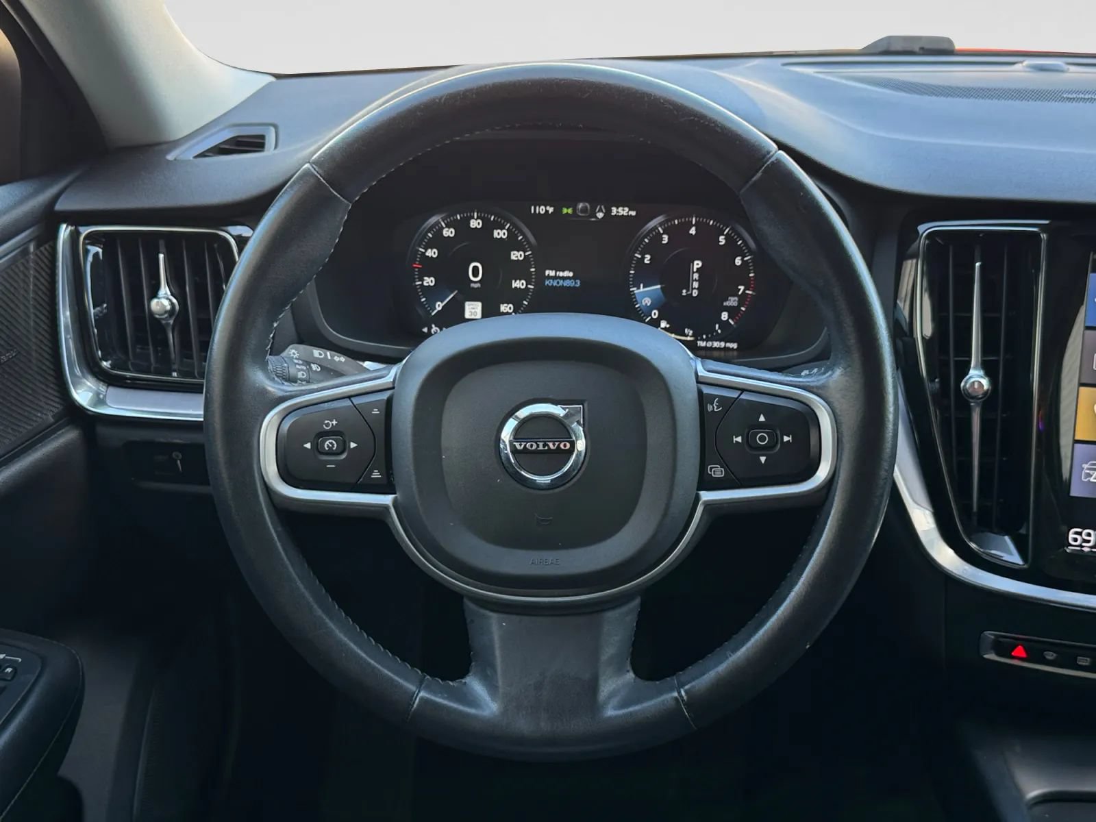 Used 2020 Volvo S60 T5 Momentum FWD image 27