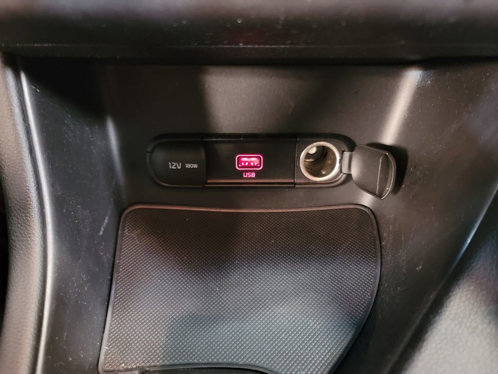 Used 2022 Kia Sportage LX image 16