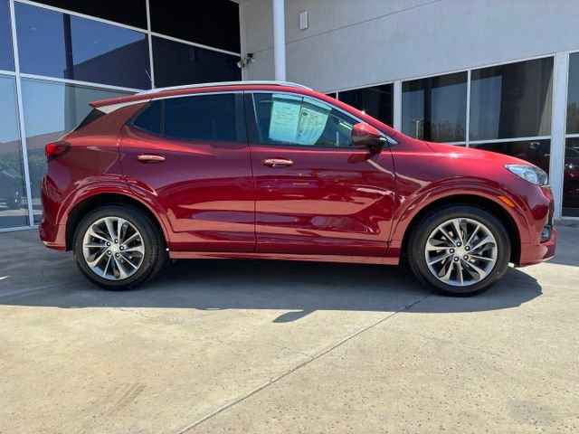 Used 2022 Buick Encore GX Select w/ Experience Buick Package FWD image 2