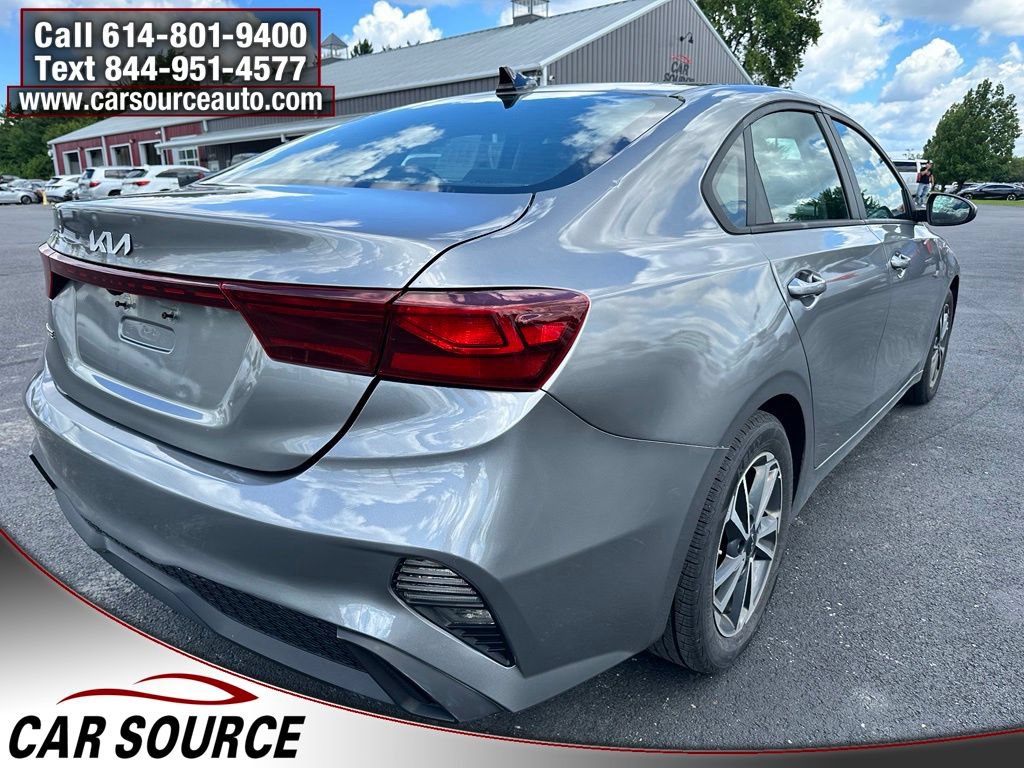 Used 2022 Kia Forte LXS FWD image 7