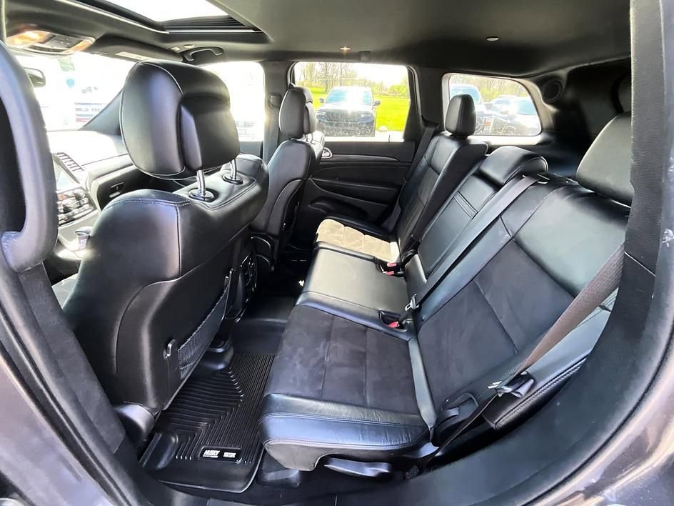 Used 2021 Jeep Grand Cherokee Laredo X image 31
