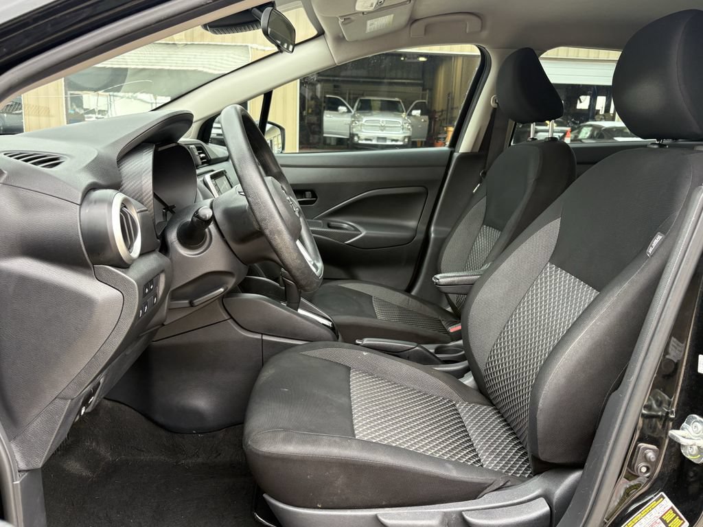 Used 2020 Nissan Versa S FWD image 12