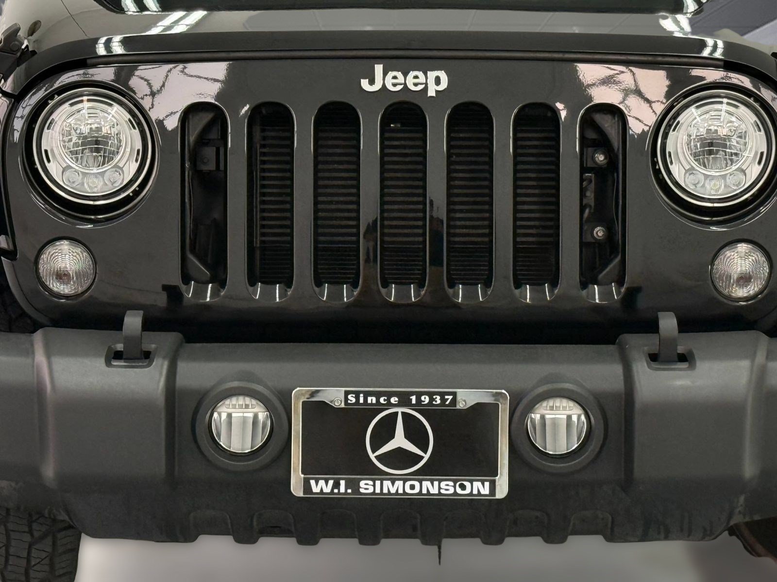 Used 2018 Jeep Wrangler Unlimited Rubicon w/ Connectivity Group AWD/4WD image 23