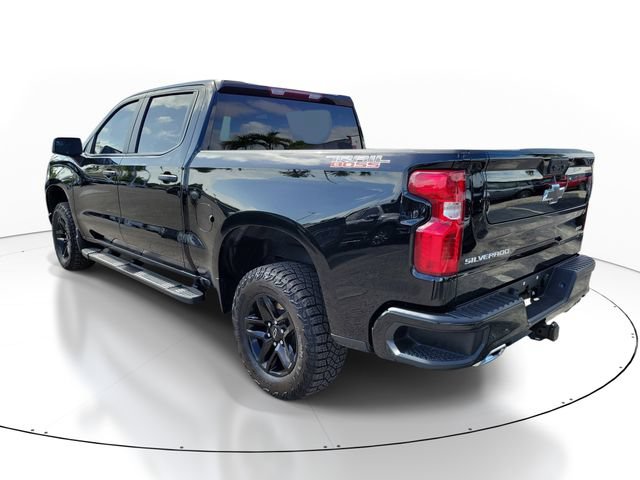 Used 2024 Chevrolet Silverado 1500 Custom Trail Boss AWD/4WD image 3