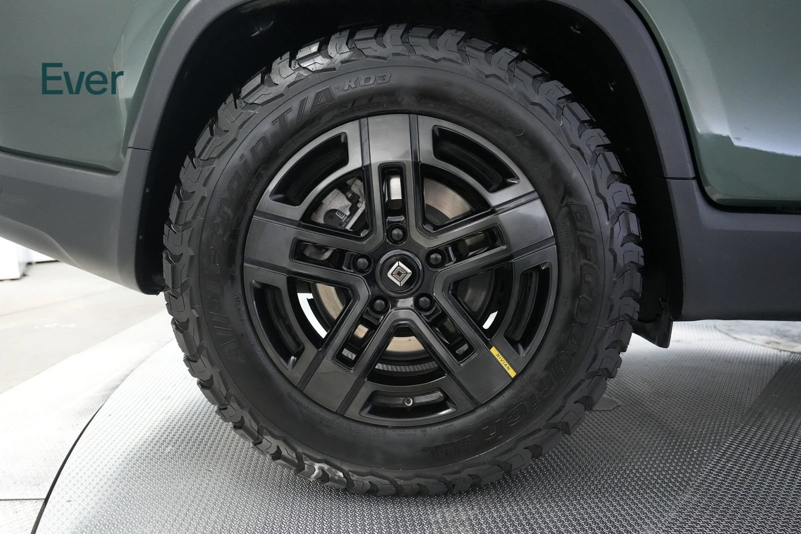 Used 2023 Rivian R1T Adventure Dual AWD/4WD image 21