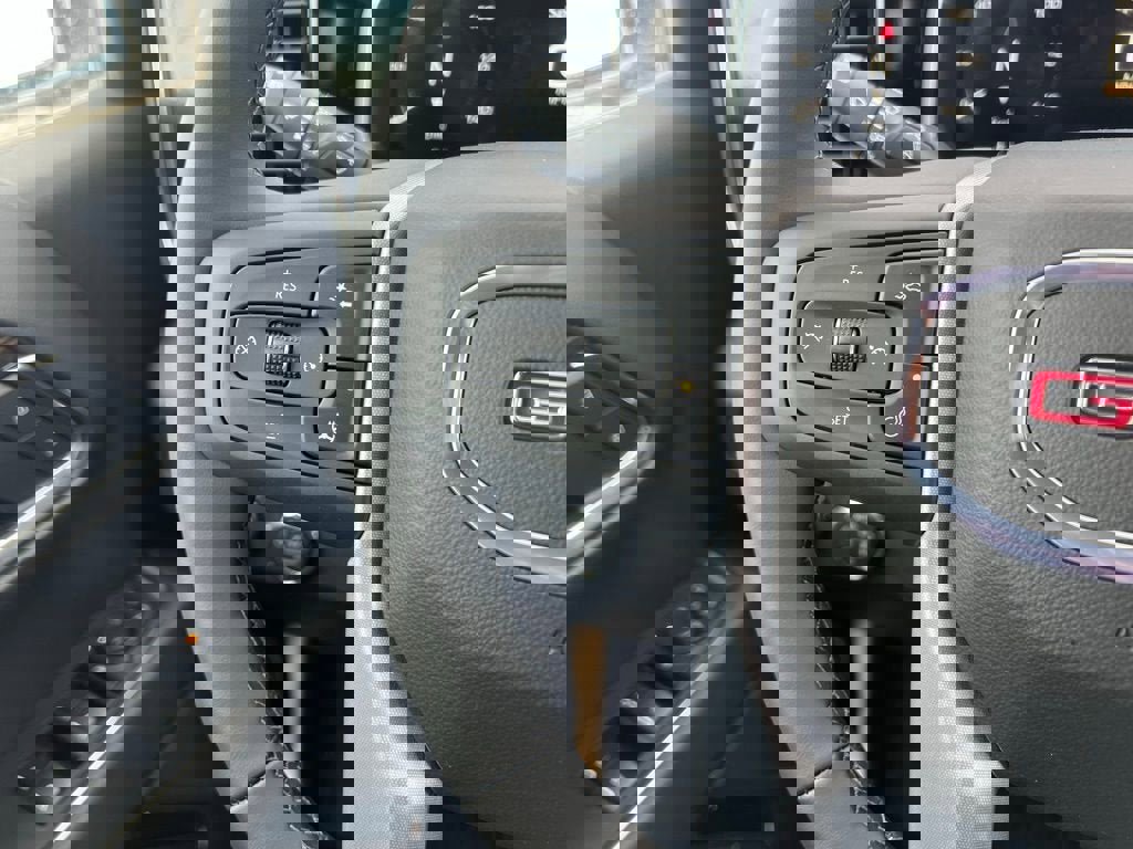 New 2026 GMC Sierra 1500 Elevation image 18