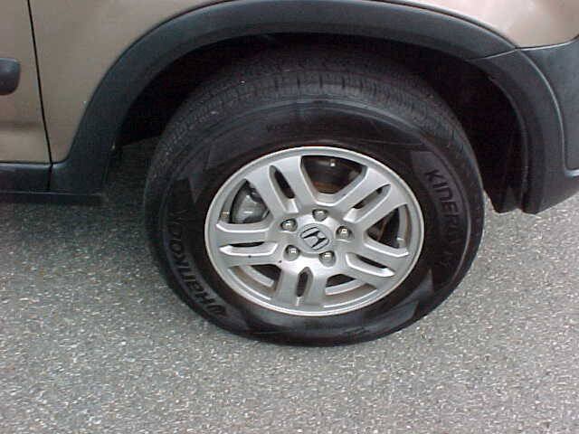 Used 2004 Honda CR-V EX image 3