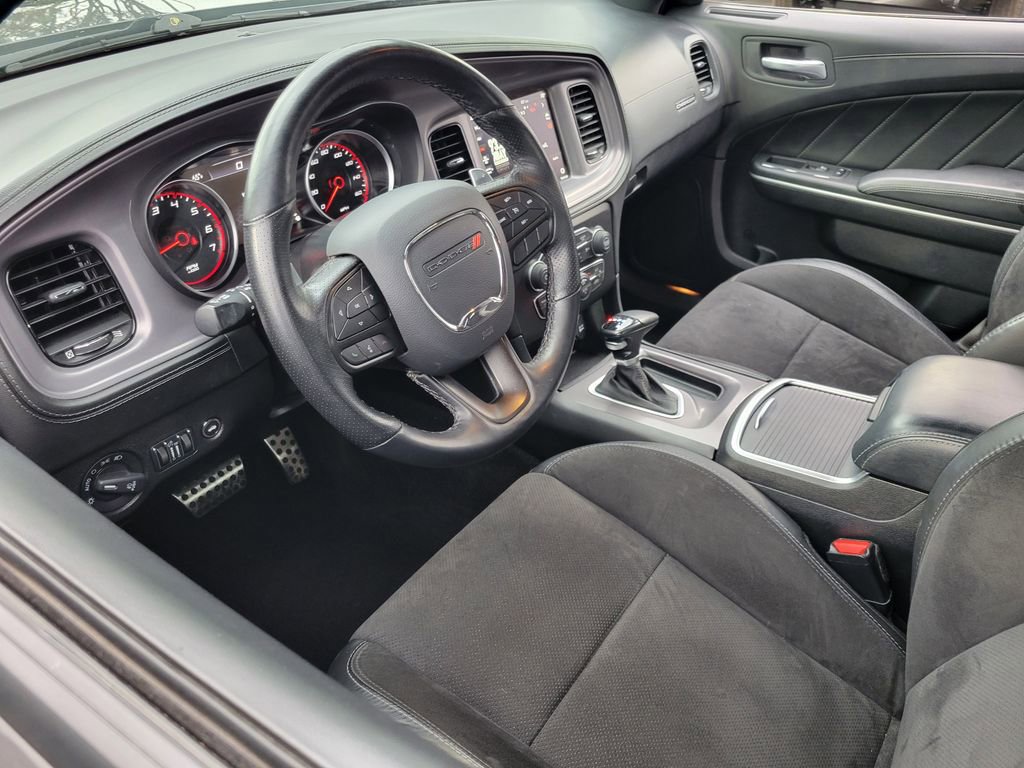 Used 2023 Dodge Charger R/T w/ Plus Group RWD image 3