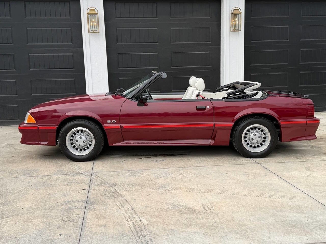 Used 1988 Ford Mustang GT image 64