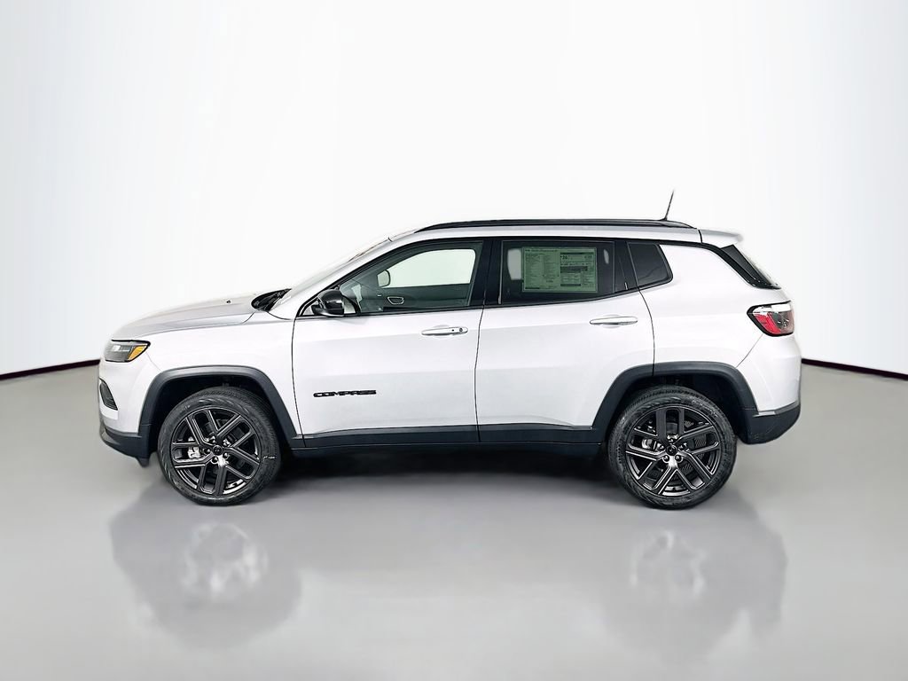 New 2026 Jeep Compass Latitude image 4