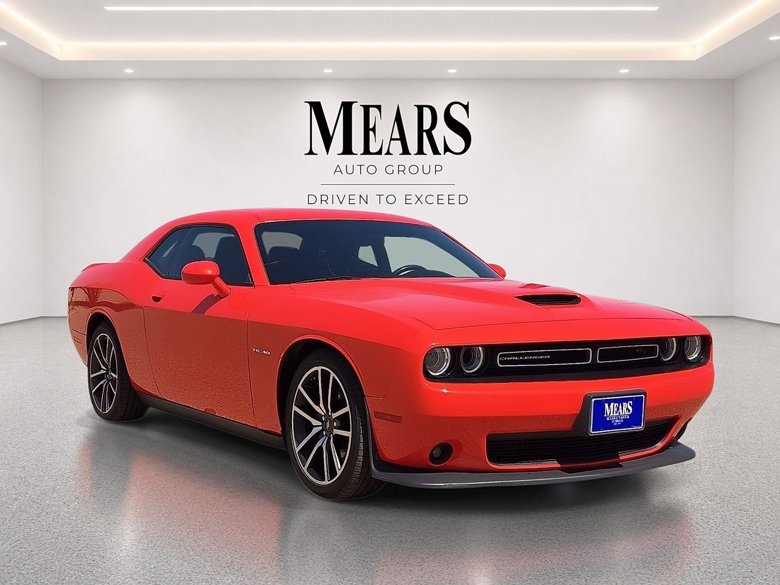Used 2022 Dodge Challenger R/T w/ Plus Package RWD image 7