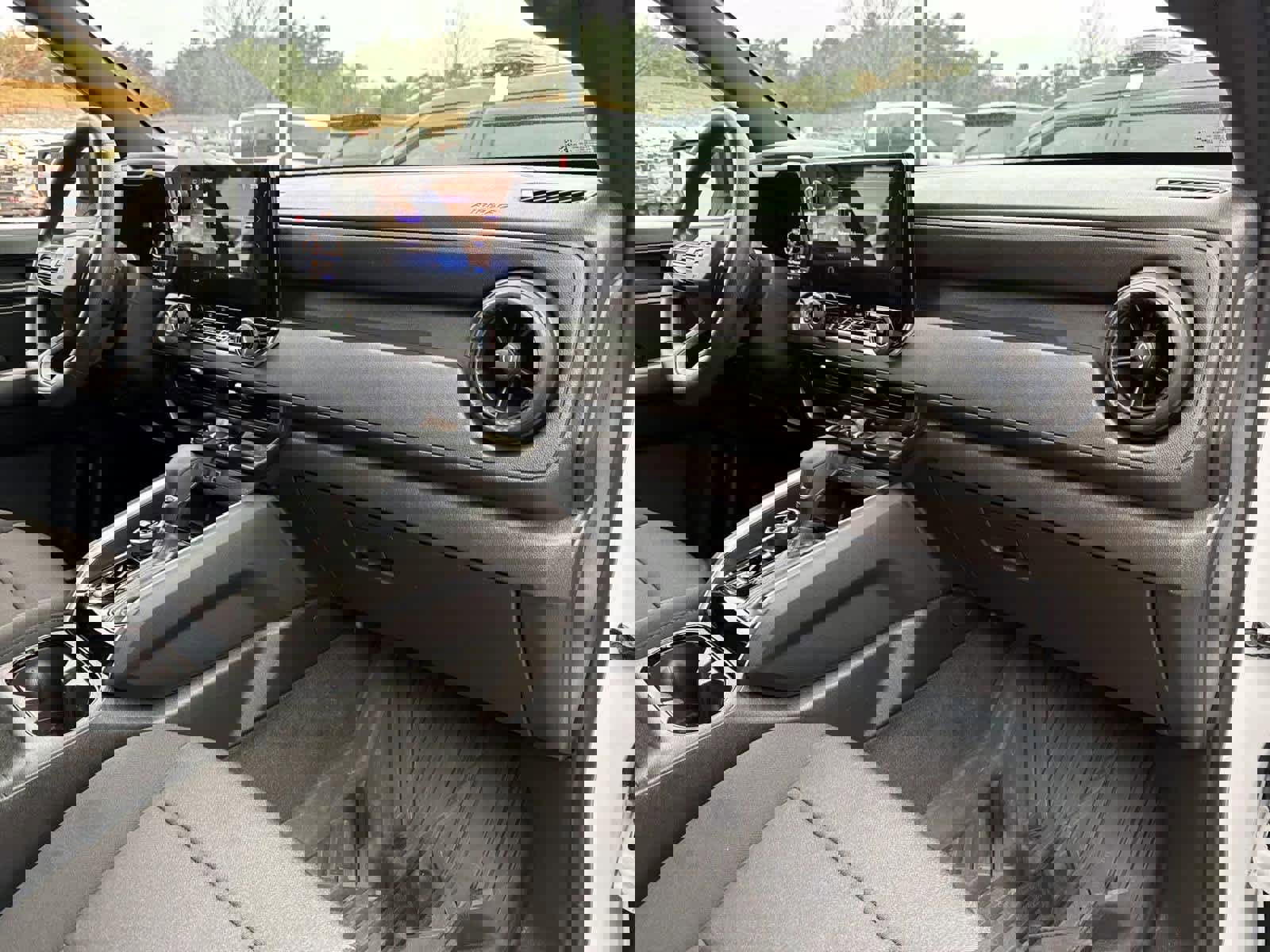 Used 2024 Chevrolet Colorado Trail Boss w/ LPO, Dark Essentials Package image 9