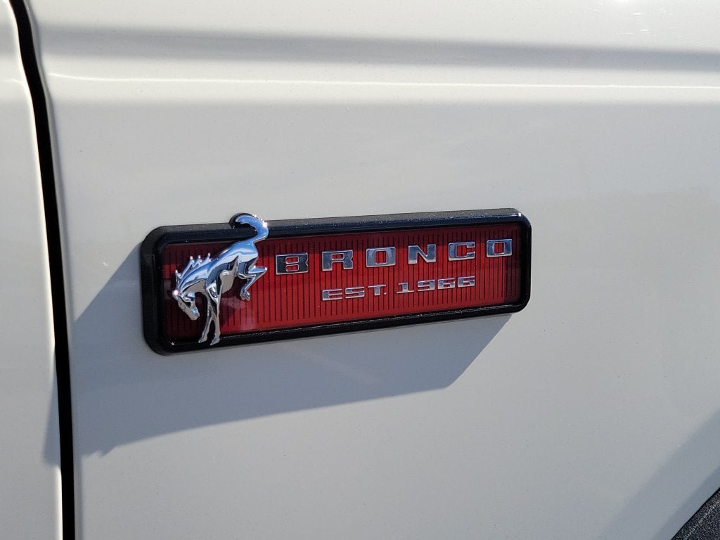New 2026 Ford Bronco Outer Banks w/ Sasquatch Package AWD/4WD image 6