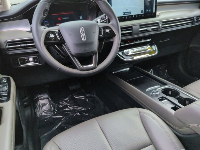 Used 2024 Lincoln Corsair FWD w/ Equipment Group 101A image 27
