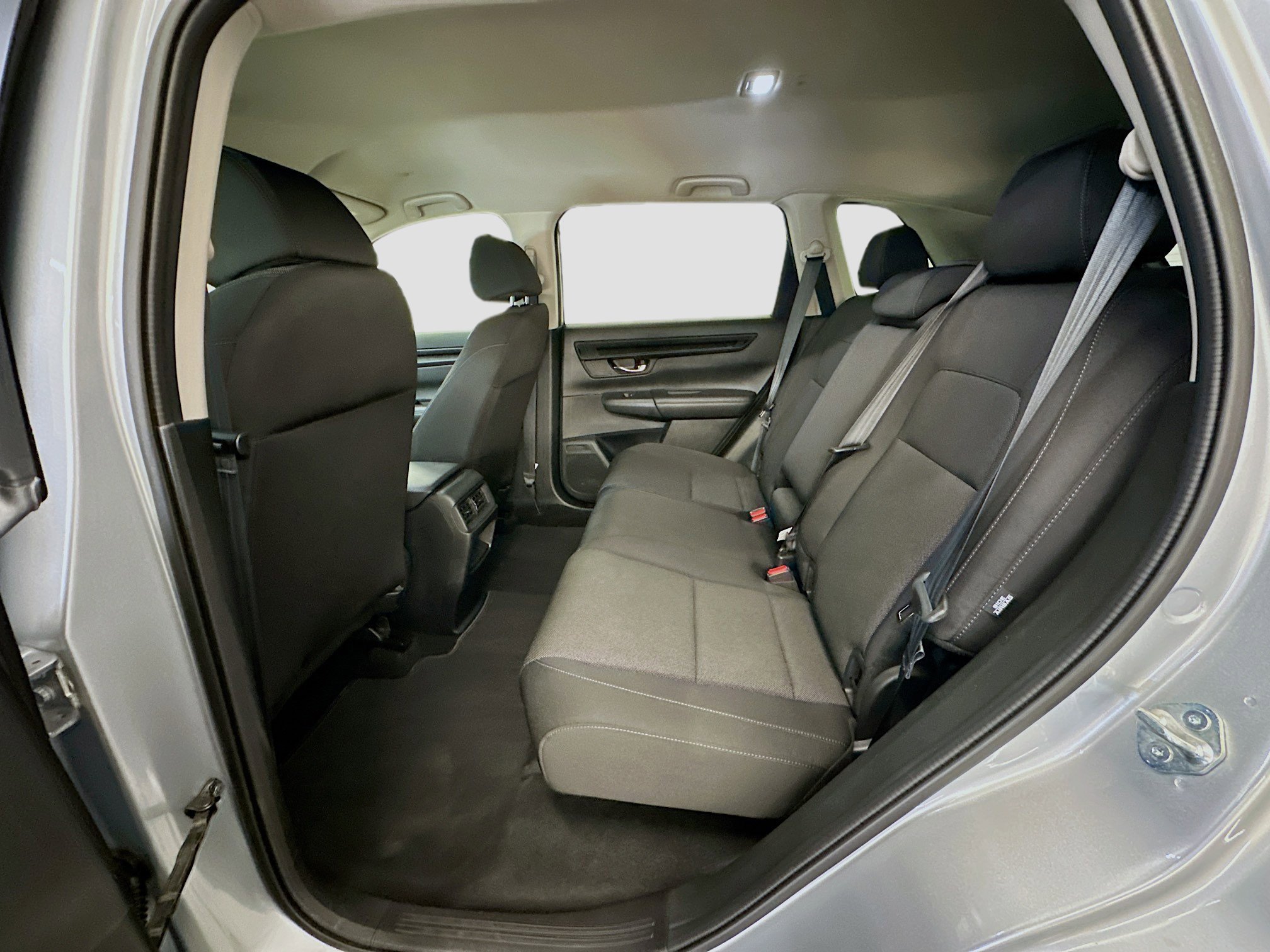 Used 2025 Honda CR-V LX image 28