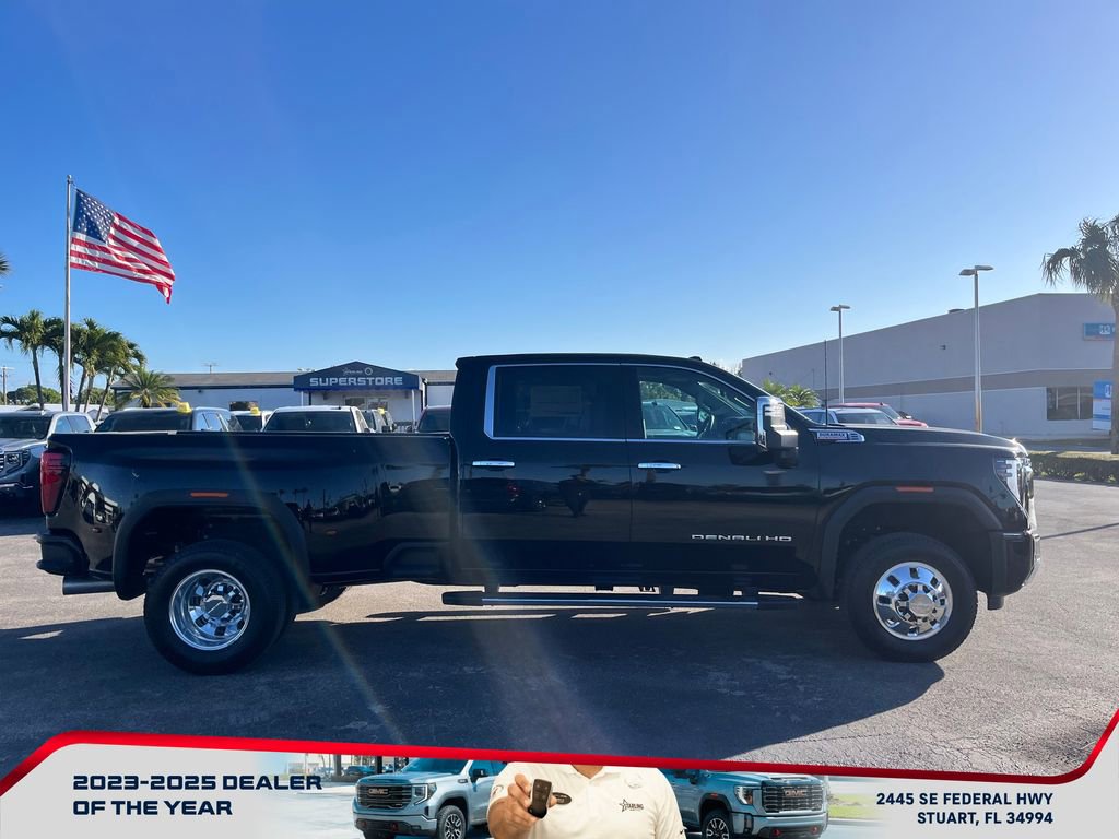 New 2026 GMC Sierra 3500 Denali w/ Technology Package image 8